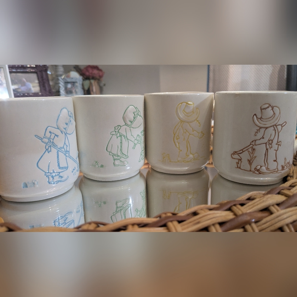 1976 Duncan Ceramic Coffee Cup Lot of 4 Home Sweet Home Farm Homemaker